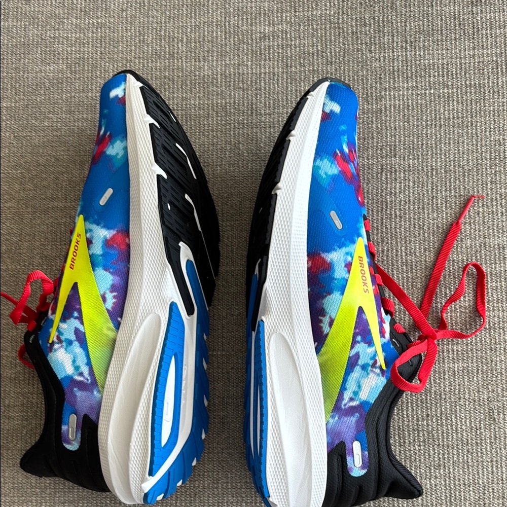Brooks Women’s Launch 9 Blue and Red Running Shoes Size 8.5 - Picture 2 of 6